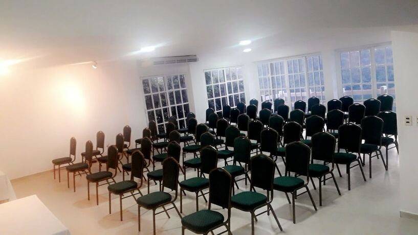 Imagen general del Hotel Casa Blanca, Hernandarias. Foto 1