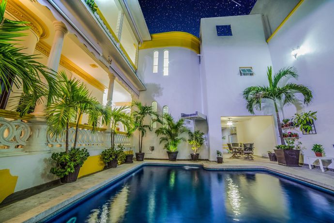 Imagen de la piscina del Hotel Casa Blanca, Iguala de la Independencia. Foto 20