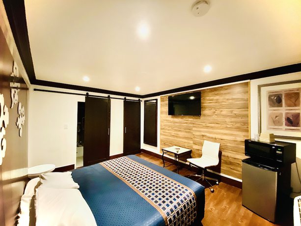 Imagen de la habitación del Hotel Casa Blanca Inn and Suites. Foto 17