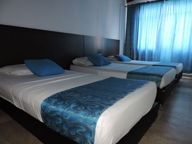 Imagen de la habitación del Hotel Casa Blanca Laureles. Foto 4