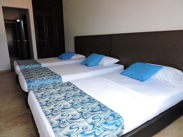Imagen de la habitación del Hotel Casa Blanca Laureles. Foto 5
