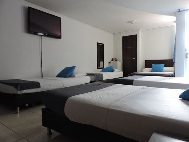 Imagen de la habitación del Hotel Casa Blanca Laureles. Foto 9