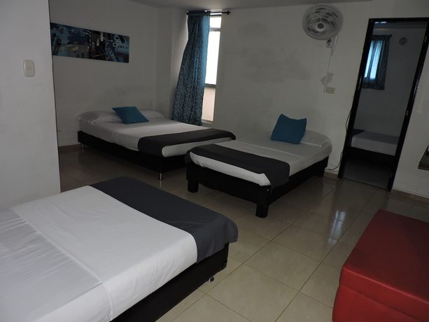 Imagen de la habitación del Hotel Casa Blanca Laureles. Foto 13