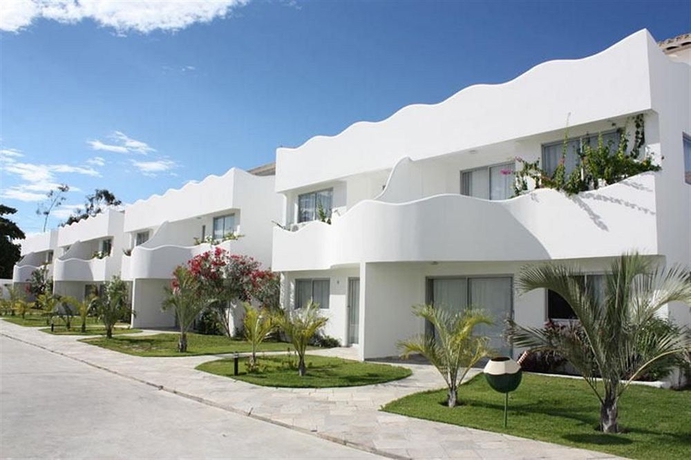 Imagen de los exteriores del Hotel Casa Blanca, Paulista. Foto 4
