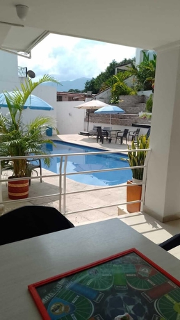 Imagen general del Hotel Casa Blanca Villeta. Foto 2