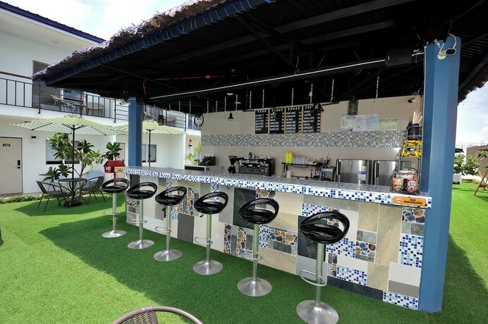 Imagen del bar/restaurante del Hotel Casa Blu And Resort. Foto 16