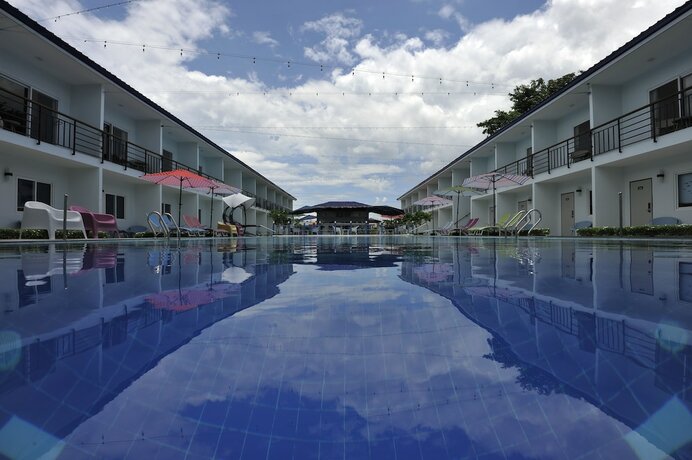 Imagen general del Hotel Casa Blu And Resort. Foto 9