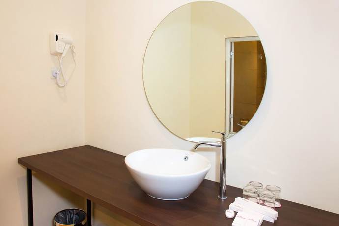 Imagen de la habitación del Hotel Casa Bonita. Foto 15