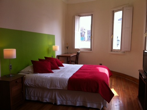 Imagen de la habitación del Hotel Casa Bonita, Santiago Centro. Foto 6