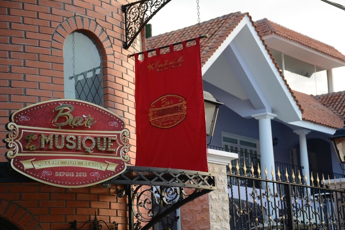 Imagen de los exteriores del Hotel Casa Bonita and Luxury Residence. Foto 9