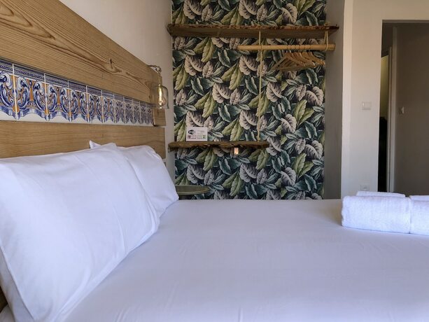 Imagen de la habitación del Hotel Casa Bonjardim. Foto 13