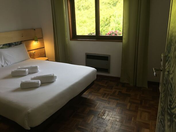 Imagen de la habitación del Hotel Casa Bonjardim. Foto 20