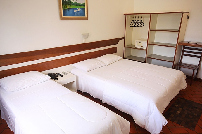 Imagen de la habitación del Hotel Casa Branca, Guaruja. Foto 2