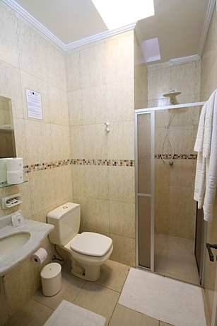 Imagen de la habitación del Hotel Casa Branca, Guaruja. Foto 13