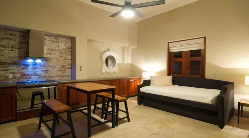 Imagen del bar/restaurante del Hotel Casa Brooks by Cabo Platinum. Foto 2