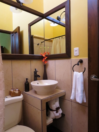 Imagen de la habitación del Hotel Casa Buena Vista. Foto 8