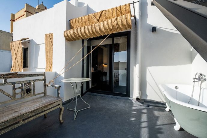 Imagen de la habitación del Hotel Casa Cánovas Boutique. Foto 15