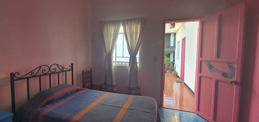 Imagen de la habitación del Hotel Casa California. Foto 16