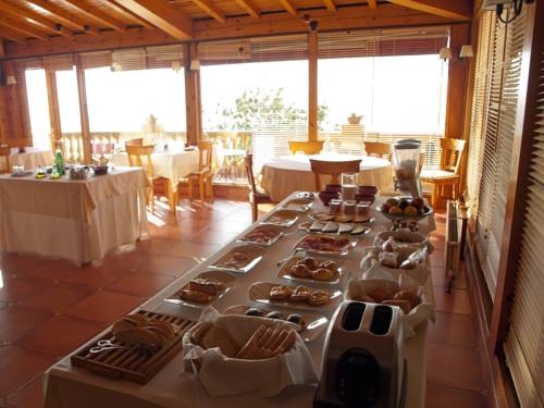 Imagen del bar/restaurante del Hotel Casa Camila. Foto 12