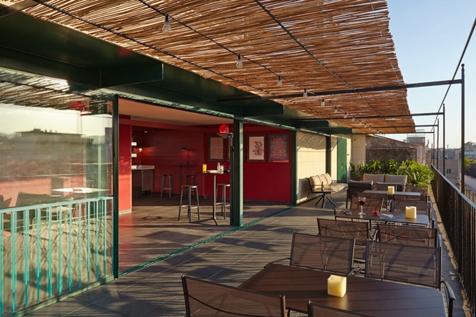 Imagen de los exteriores del Hotel Casa Camper Barcelona. Foto 9