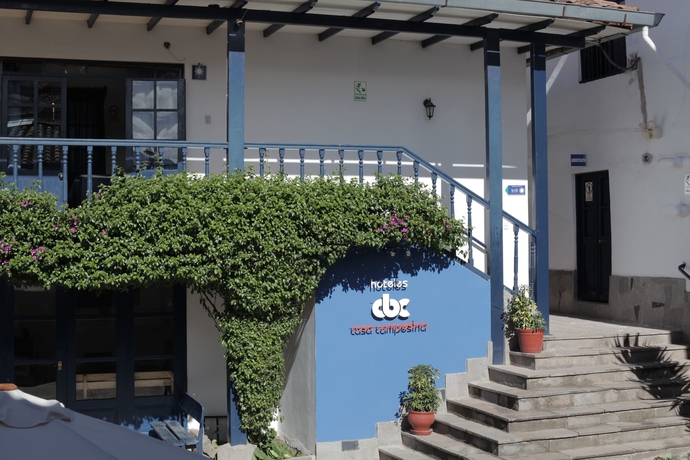 Imagen de los exteriores del Hotel Casa Campesina. Foto 15