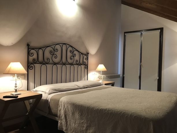Imagen de la habitación del Hotel Casa Campo. Foto 7