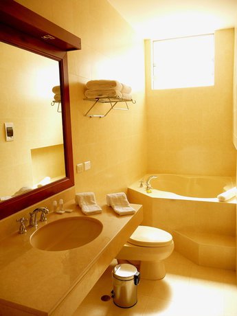 Imagen de la habitación del Hotel Casa Campo Suites and Convenciones. Foto 13