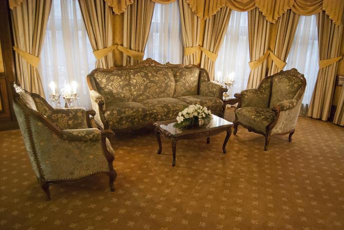 Imagen de los interiores del Hotel Casa Capsa. Foto 13