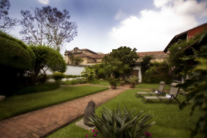 Imagen de los exteriores del Hotel Casa Capuchinas. Foto 12