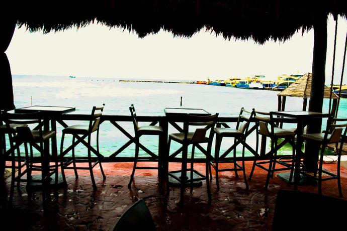 Imagen del bar/restaurante del Hotel Casa Caribe Cancun, Cancún. Foto 5