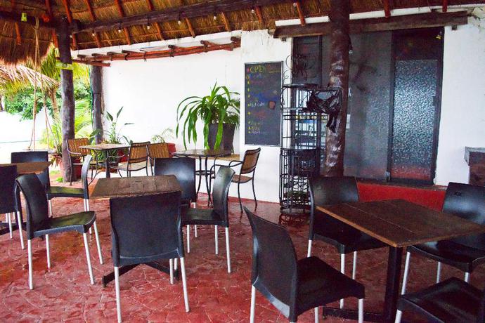 Imagen del bar/restaurante del Hotel Casa Caribe Cancun, Cancún. Foto 6