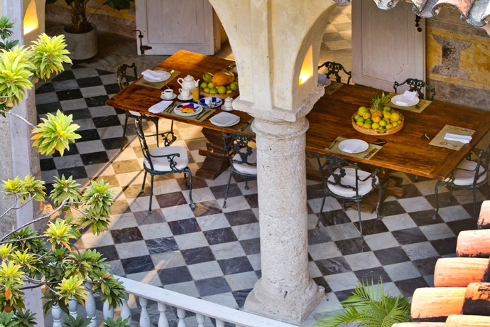 Imagen del bar/restaurante del Hotel Casa Carolina Hotel Cartagena. Foto 3