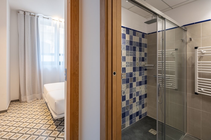 Imagen de la habitación del Hotel Casa Cervantes. Foto 9