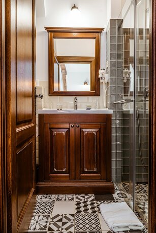 Imagen general del Hotel Casa Chitic Balcescu. Foto 10