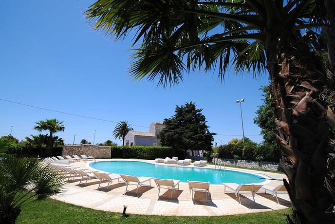 Imagen de la piscina del Hotel Casa Ciomod. Foto 15