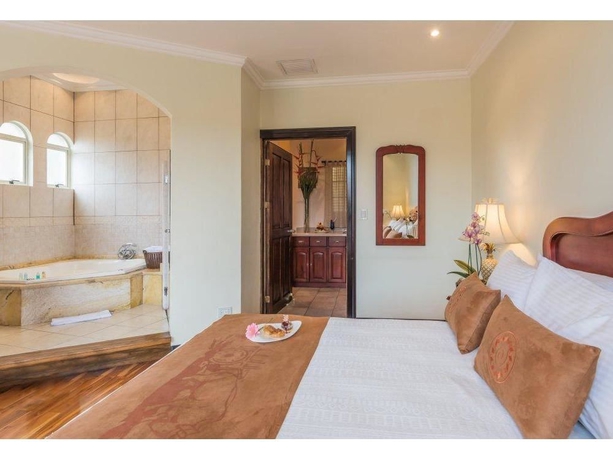 Imagen de la habitación del Hotel Casa Conde and Suites. Foto 10