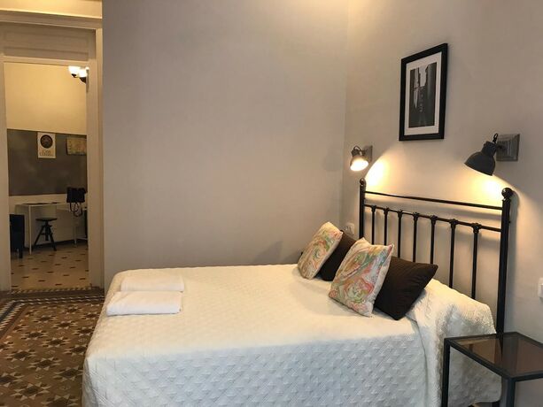 Imagen de la habitación del Hotel Casa Consell Gran V&iacute;a, Guest House. Foto 11