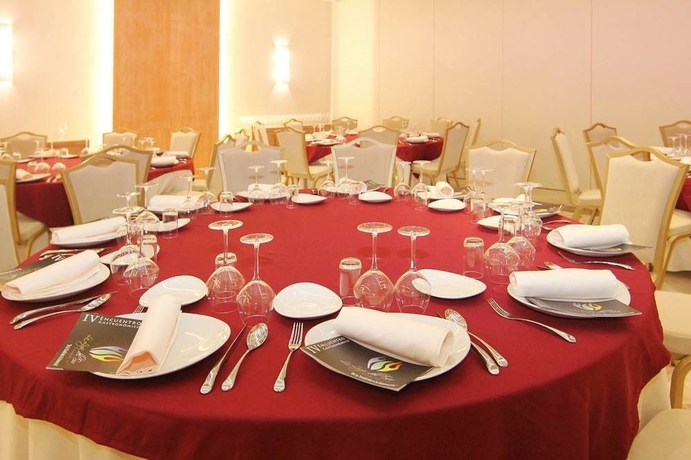 Imagen de los interiores del Hotel Casa Consistorial. Foto 14