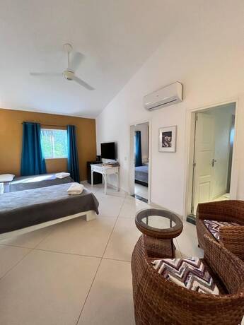 Imagen de la habitación del Hotel Casa Coson. Foto 18