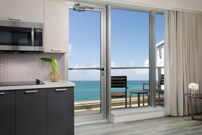 Imagen de la habitación del Hotel Casa Costera, Isla Verde Beach, Apartments By Marriott Bonvoy. Foto 21