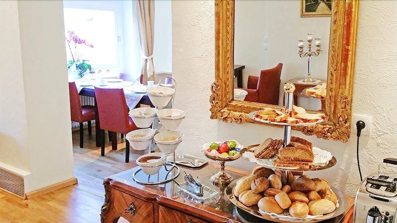 Imagen del bar/restaurante del Hotel Casa Cristina- Kurpension und Appartements. Foto 4