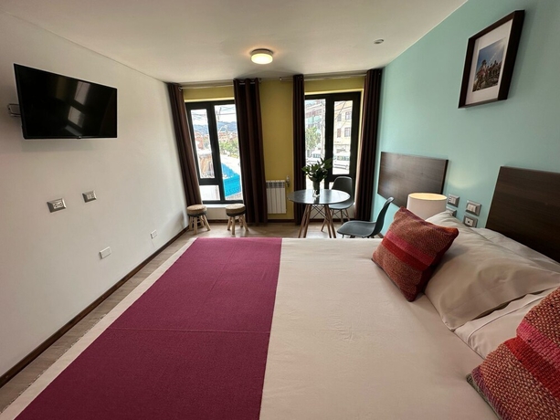 Imagen de la habitación del Hotel Casa Cristobal Centenario. Foto 10