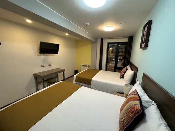 Imagen de la habitación del Hotel Casa Cristobal Centenario. Foto 11