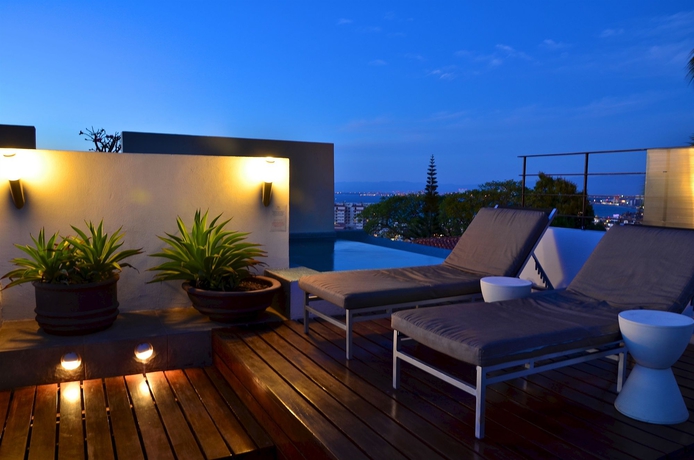Imagen de la piscina del Hotel Casa C&uacute;pula Luxury Lgbt Boutique. Foto 13