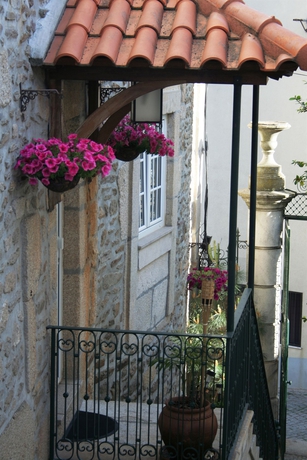 Imagen de los exteriores del Hotel Casa Da Farm&aacute;cia. Foto 11