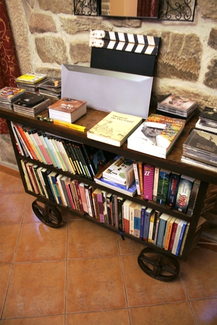 Imagen de los interiores del Hotel Casa Da Farm&aacute;cia. Foto 16