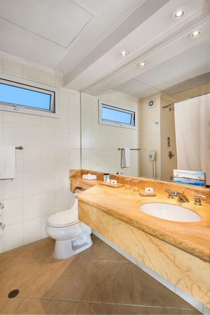 Imagen de la habitación del Hotel Casa Dann Carlton Hotel. Foto 4