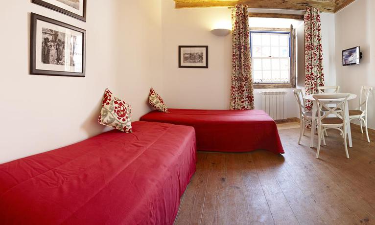 Imagen de la habitación del Hotel Casa Das Aguarelas. Foto 15