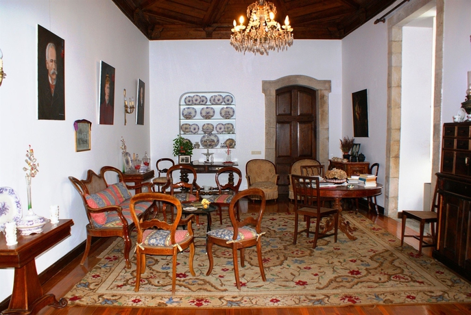 Imagen de los interiores del Hotel Casa Das Torres De Oliveira. Foto 9