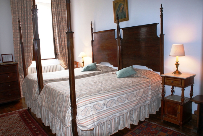 Imagen de la habitación del Hotel Casa Das Torres De Oliveira. Foto 3